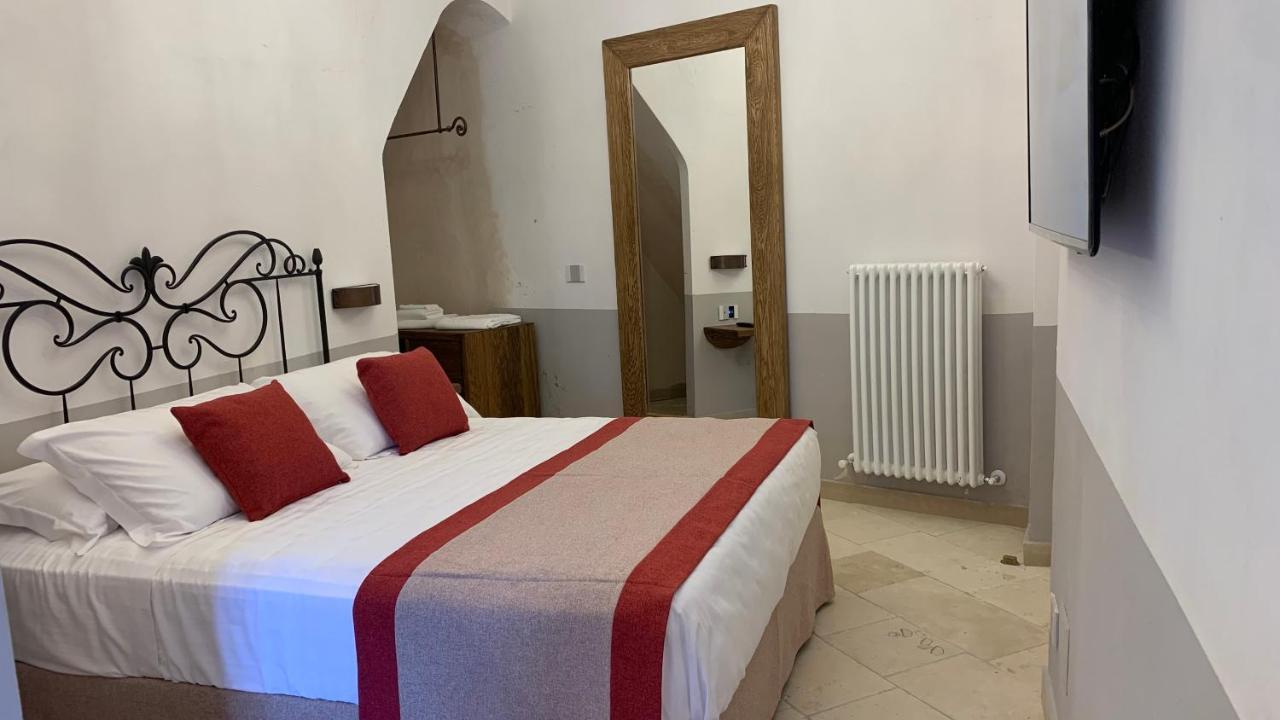 Dimora Del Leone Gaeta Bed and Breakfast Eksteriør billede