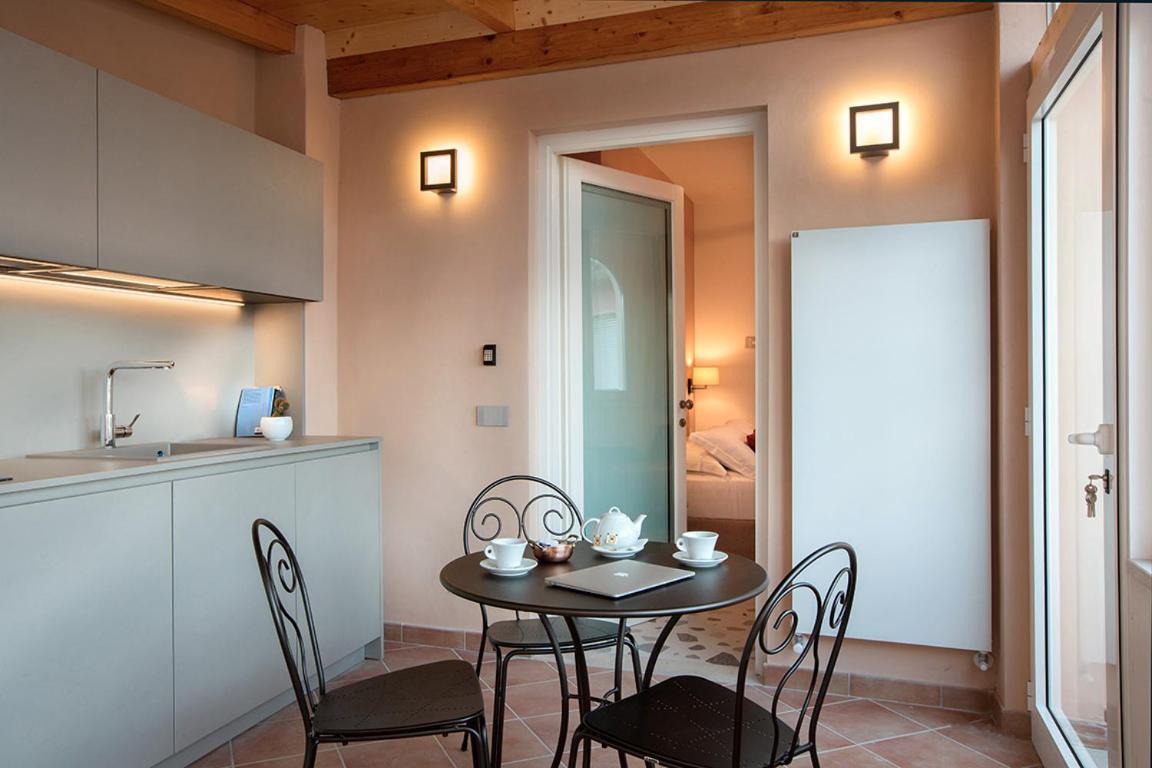 Dimora Del Leone Gaeta Bed and Breakfast Eksteriør billede